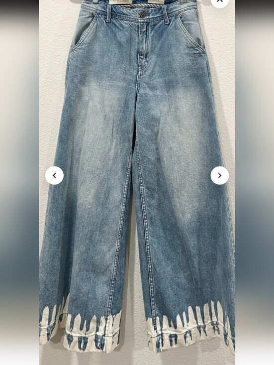 Pilcro Denim - Anthropologie wide leg blue denim jeans Light Wash Blue